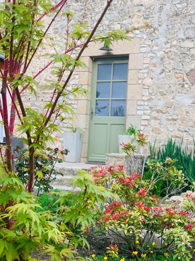Cote Jardin Bed & Breakfast Sainte-Suzanne  Dış mekan fotoğraf