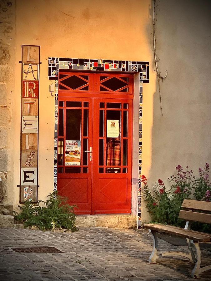 Cote Jardin Bed & Breakfast Sainte-Suzanne  Dış mekan fotoğraf